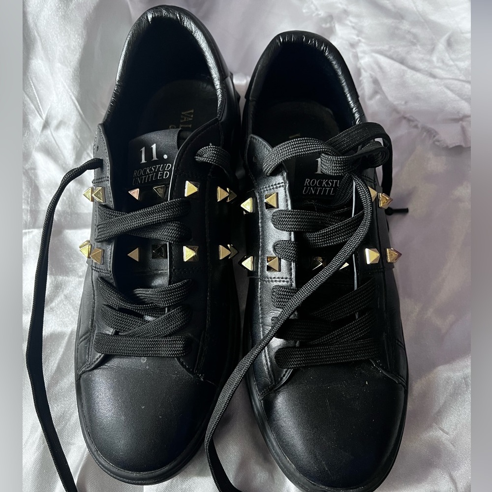 Valentino Garavani Women’s Shoes size 7